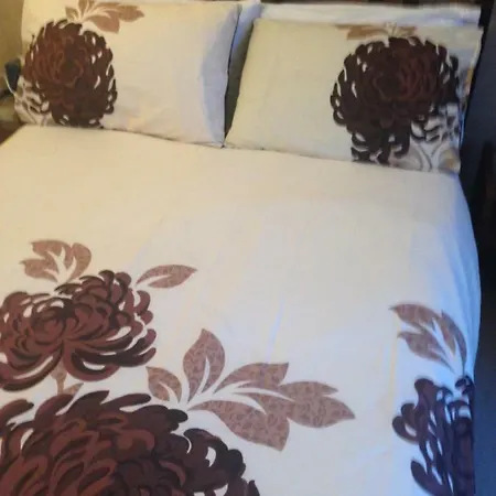 Comfy Room Well Located London Exterior photo