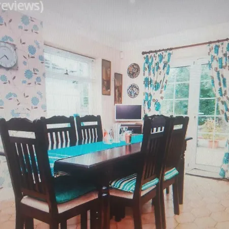 Comfy Room Well Located London Exterior photo